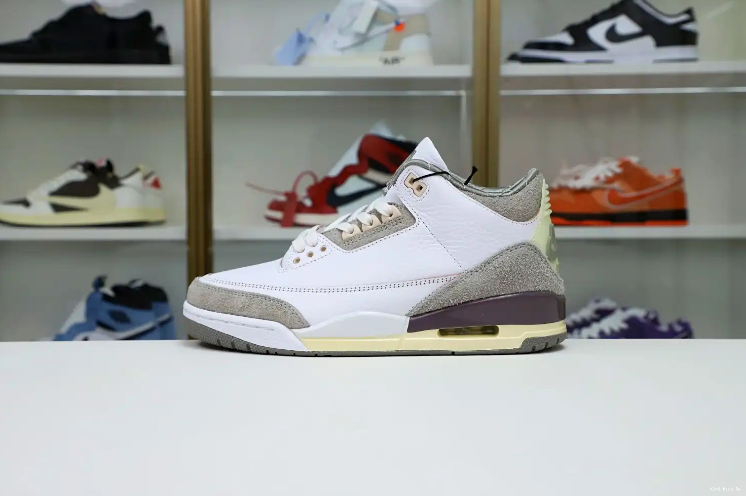 AIR Kimikick X 3 JORDAN WMNS MANIÉRE 0404